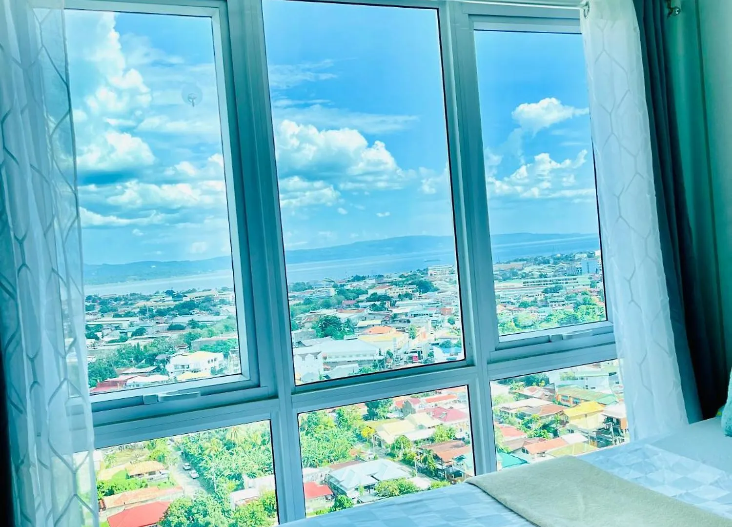 Best View Higher Floor ! Davao City Φιλιππίνες